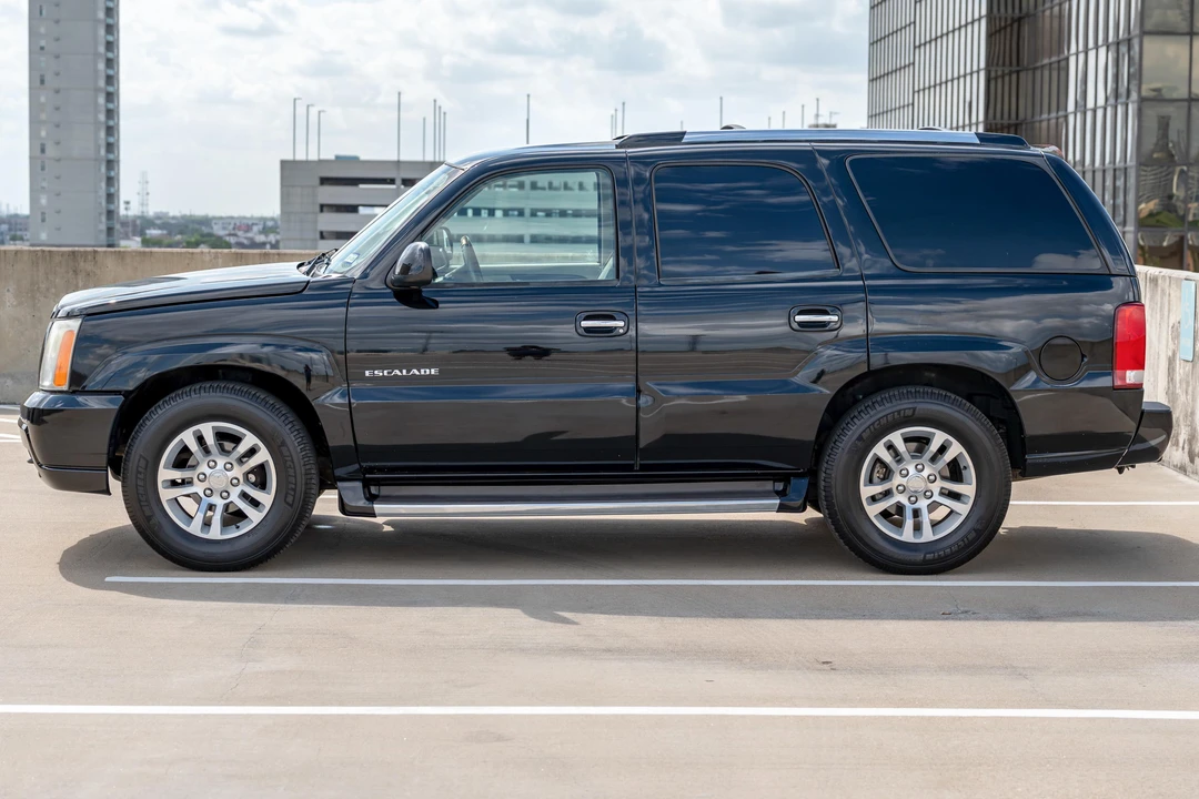 2004 Cadillac Escalade & EXT 2nd Gen - Image 3 of 31