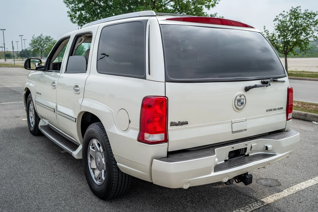 2004 Cadillac Escalade & EXT 2nd Gen - Image 8 of 31
