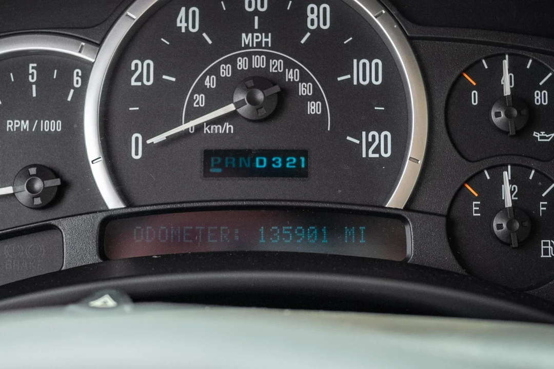 2004 Cadillac Escalade & EXT 2nd Gen - Image 29 of 31