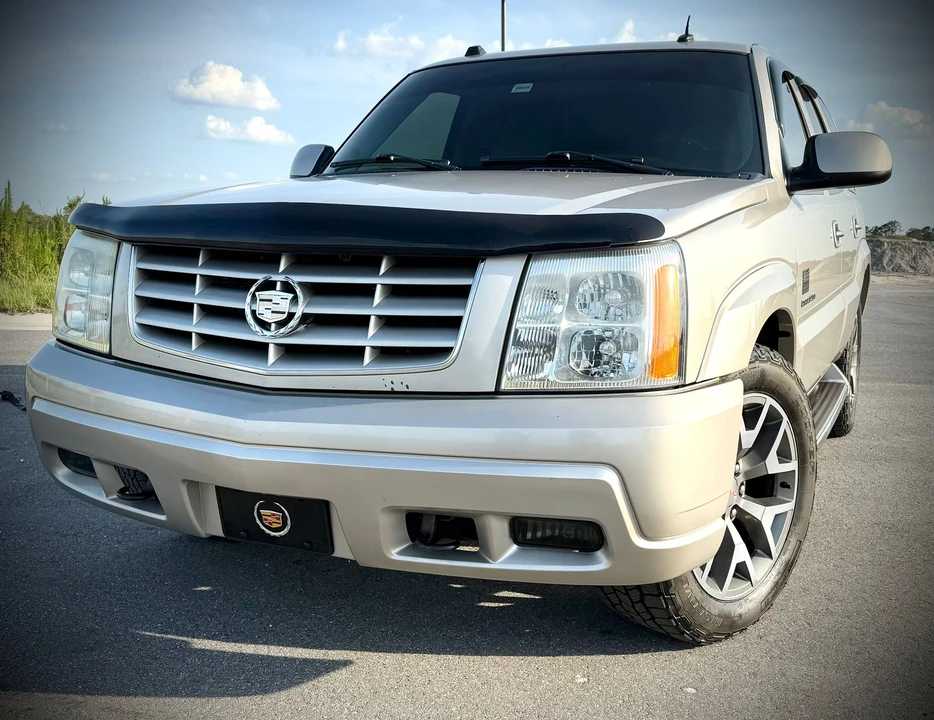 2004 Cadillac Escalade & EXT 2nd Gen - Image 23 of 31