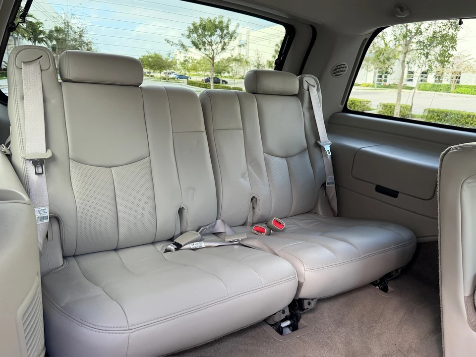 2004 Cadillac Escalade & EXT 2nd Gen - Image 18 of 21