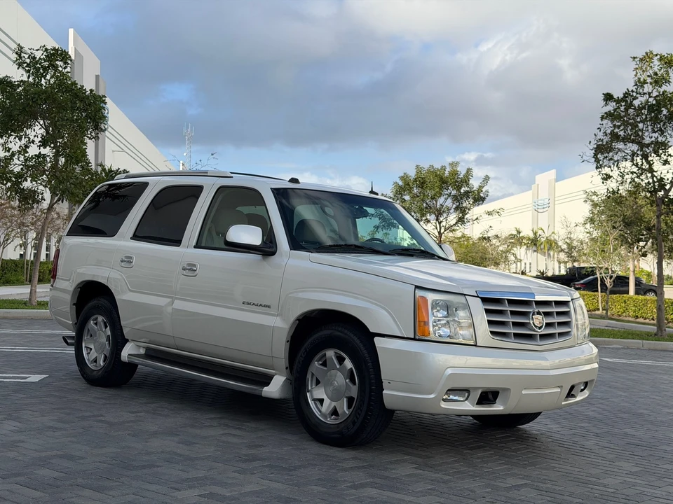 2004 Cadillac Escalade & EXT 2nd Gen - Image 7 of 21