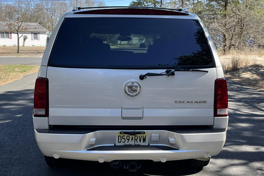 2004 Cadillac Escalade & EXT 2nd Gen - Image 5 of 5