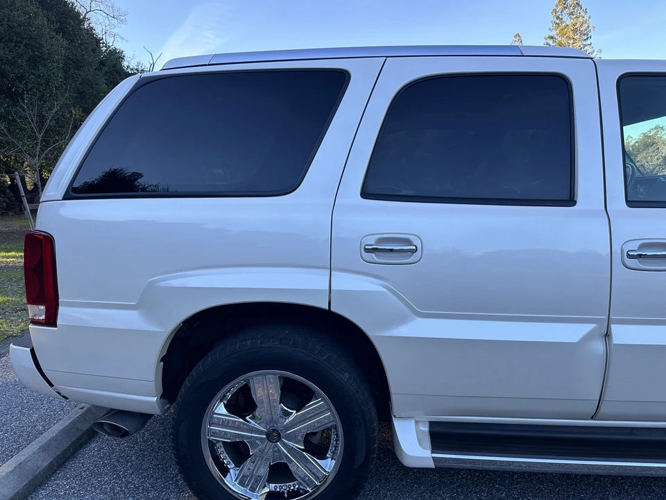 2004 Cadillac Escalade & EXT 2nd Gen - Image 16 of 31