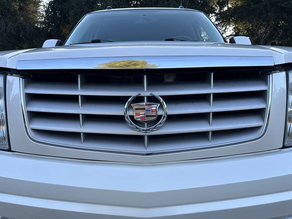 2004 Cadillac Escalade & EXT 2nd Gen - Image 26 of 31