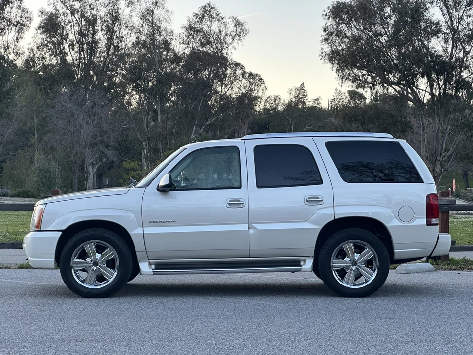 2004 Cadillac Escalade & EXT 2nd Gen - Image 9 of 31