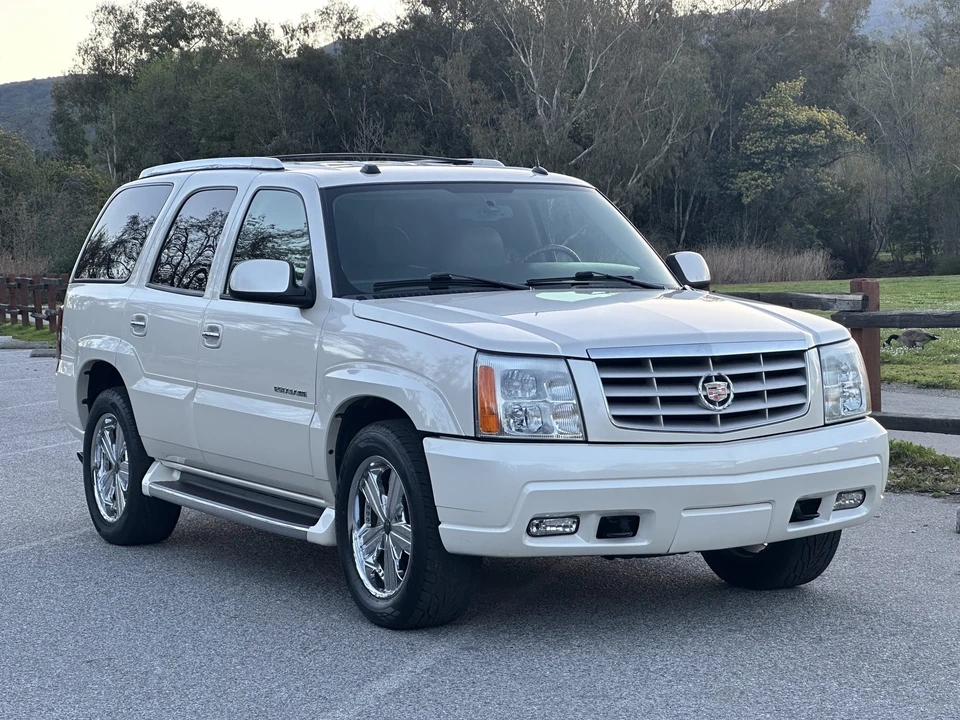 2004 Cadillac Escalade & EXT 2nd Gen - Image 4 of 31