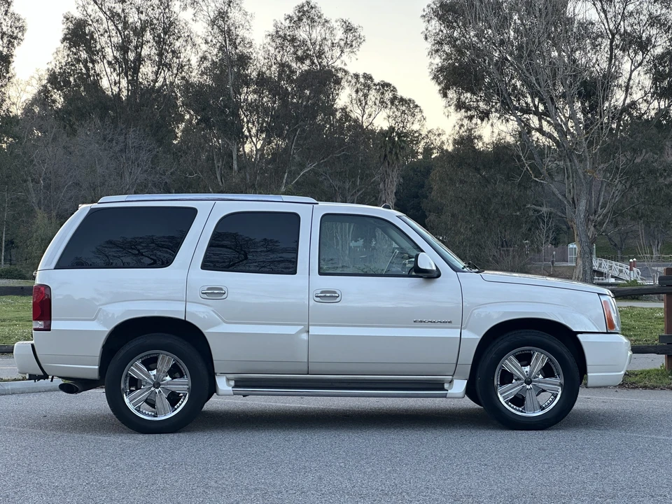 2004 Cadillac Escalade & EXT 2nd Gen - Image 5 of 31