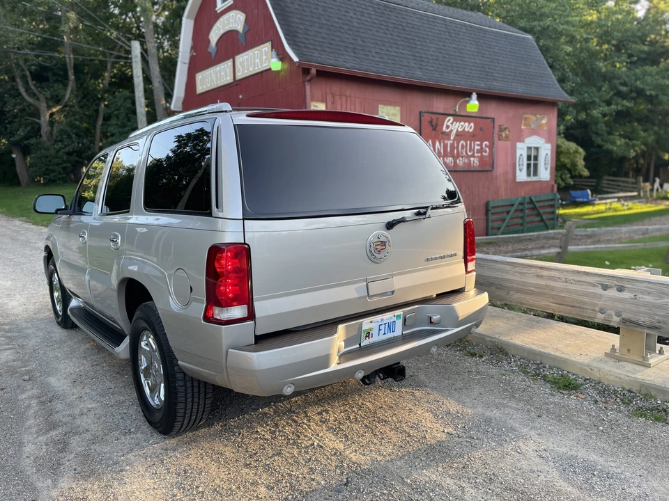 2004 Cadillac Escalade & EXT 2nd Gen - Image 23 of 31