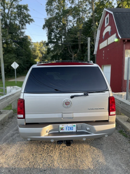 2004 Cadillac Escalade & EXT 2nd Gen - Image 17 of 31