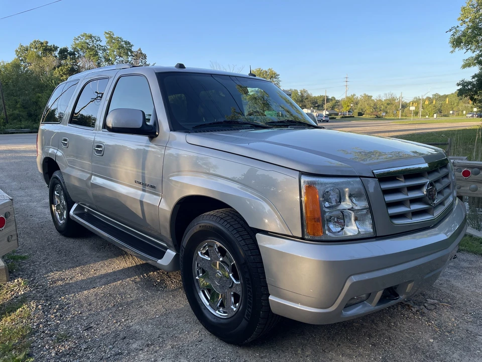 2004 Cadillac Escalade & EXT 2nd Gen - Image 8 of 31