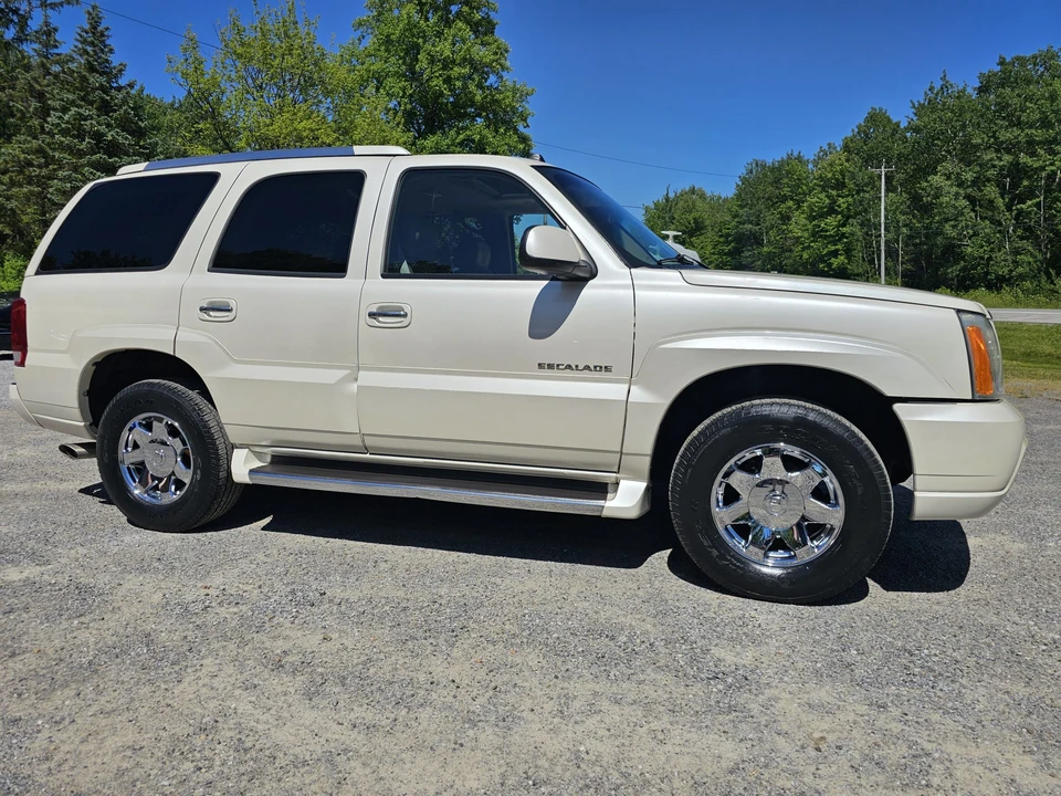 2004 Cadillac Escalade & EXT 2nd Gen - Image 7 of 31