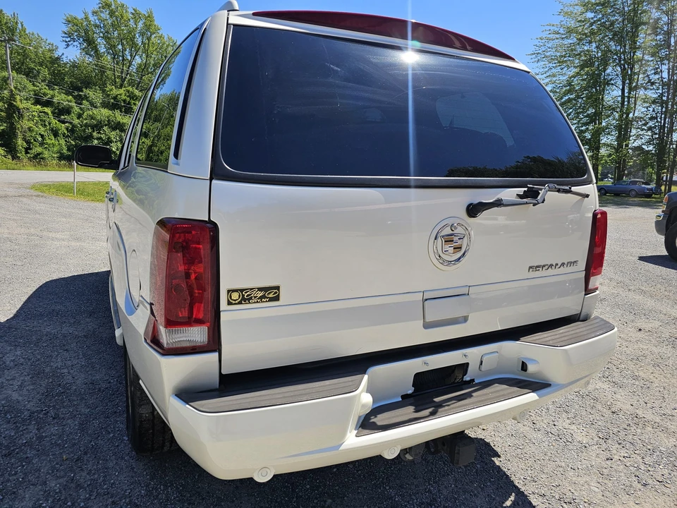 2004 Cadillac Escalade & EXT 2nd Gen - Image 13 of 31