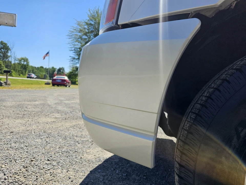 2004 Cadillac Escalade & EXT 2nd Gen - Image 18 of 31