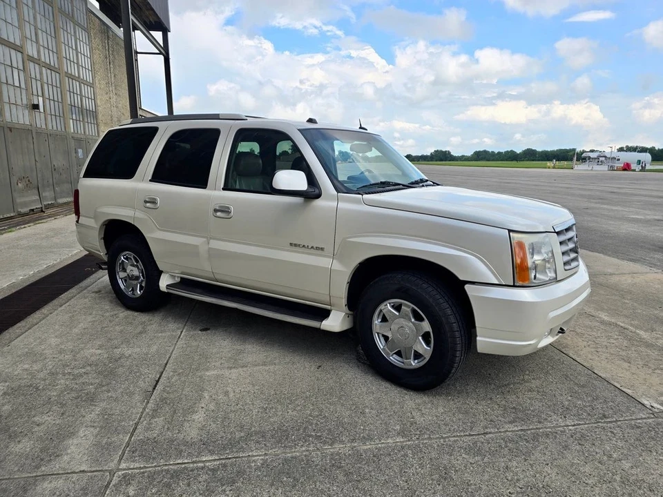 2004 Cadillac Escalade & EXT 2nd Gen - Image 9 of 21