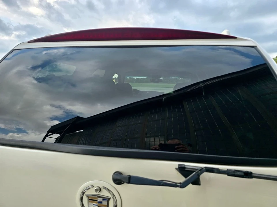 2004 Cadillac Escalade & EXT 2nd Gen - Image 17 of 21