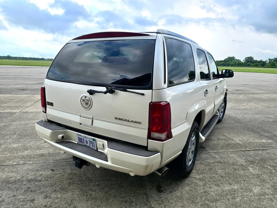 2004 Cadillac Escalade & EXT 2nd Gen - Image 12 of 21