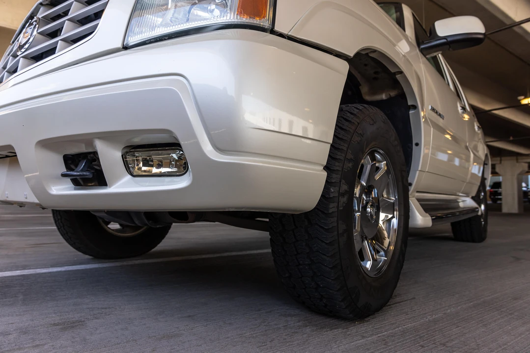 2004 Cadillac Escalade & EXT 2nd Gen - Image 17 of 28