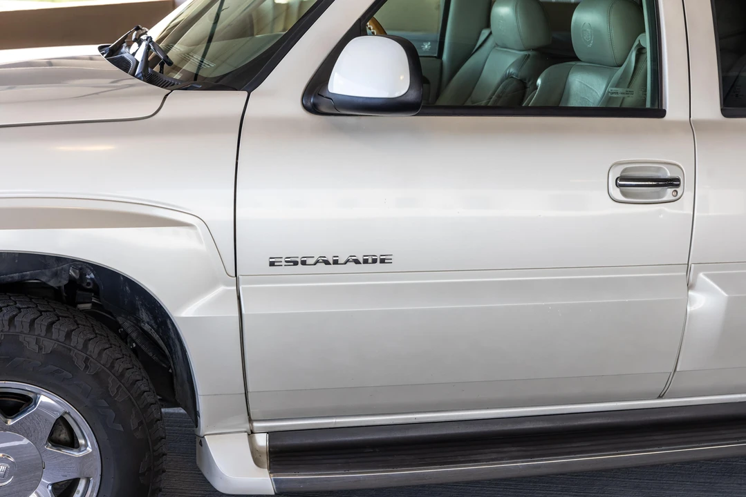 2004 Cadillac Escalade & EXT 2nd Gen - Image 20 of 28