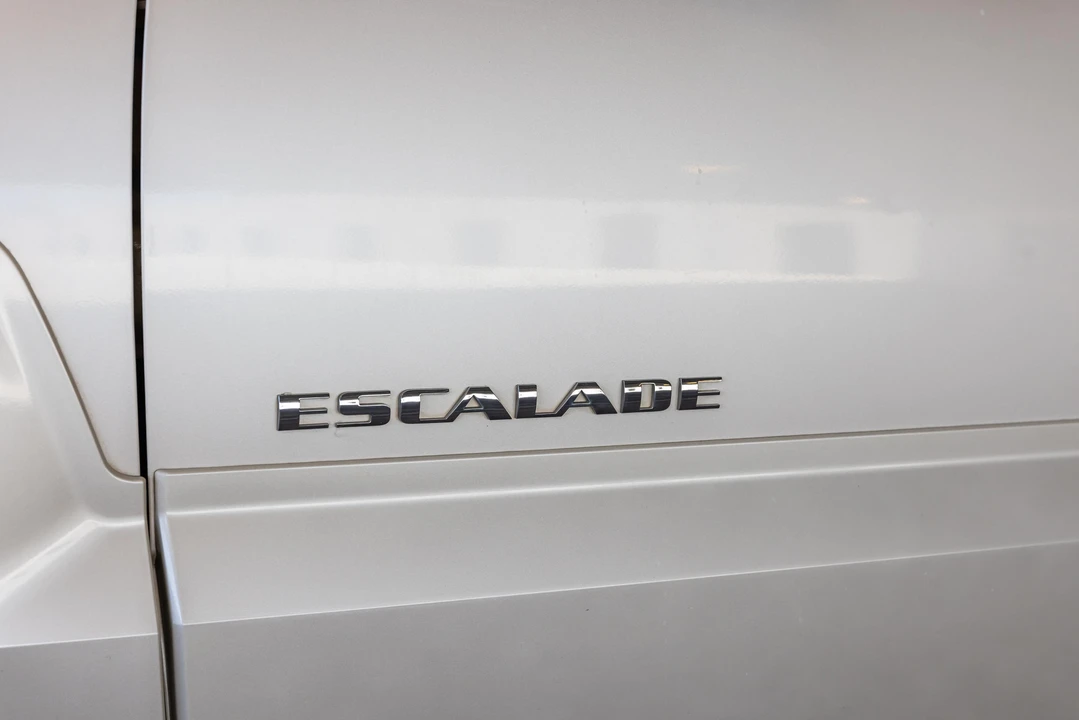 2004 Cadillac Escalade & EXT 2nd Gen - Image 21 of 28