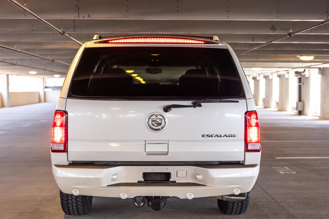 2004 Cadillac Escalade & EXT 2nd Gen - Image 8 of 28