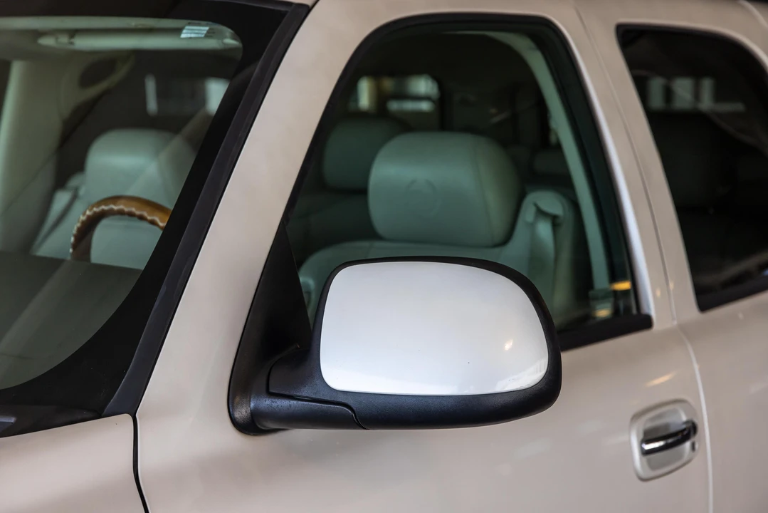 2004 Cadillac Escalade & EXT 2nd Gen - Image 23 of 28