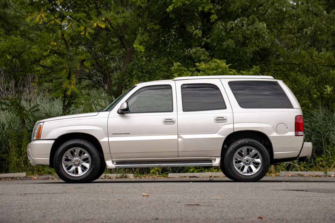 2004 Cadillac Escalade & EXT 2nd Gen - Image 7 of 31