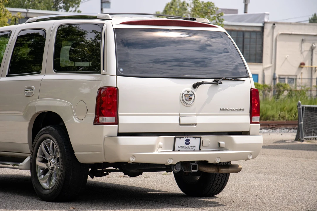 2004 Cadillac Escalade & EXT 2nd Gen - Image 30 of 31