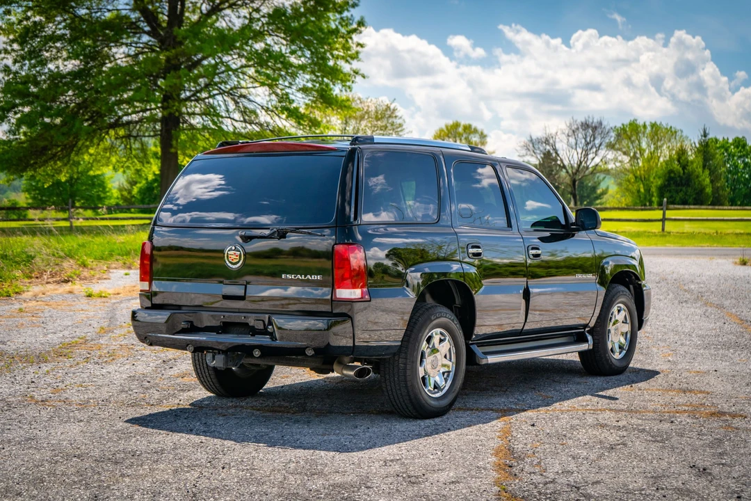 2004 Cadillac Escalade & EXT 2nd Gen - Image 11 of 31