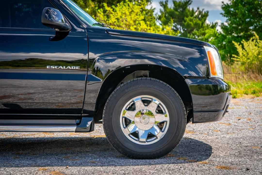 2004 Cadillac Escalade & EXT 2nd Gen - Image 27 of 31