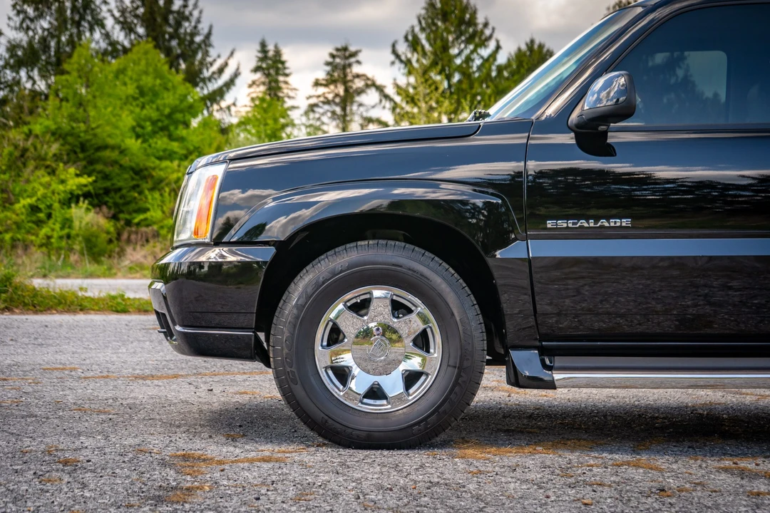 2004 Cadillac Escalade & EXT 2nd Gen - Image 24 of 31