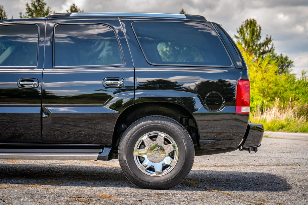 2004 Cadillac Escalade & EXT 2nd Gen - Image 25 of 31
