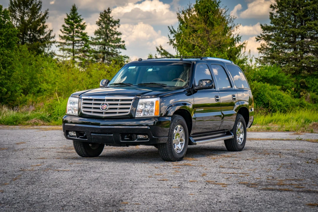 2004 Cadillac Escalade & EXT 2nd Gen - Image 2 of 31