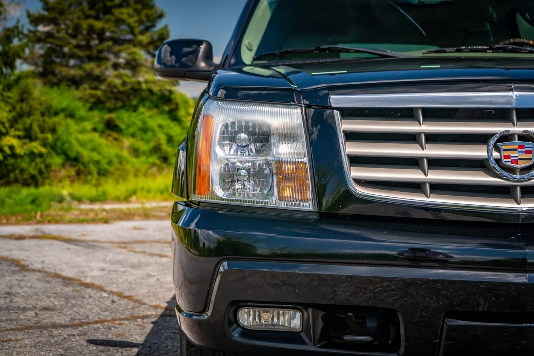 2004 Cadillac Escalade & EXT 2nd Gen - Image 30 of 31