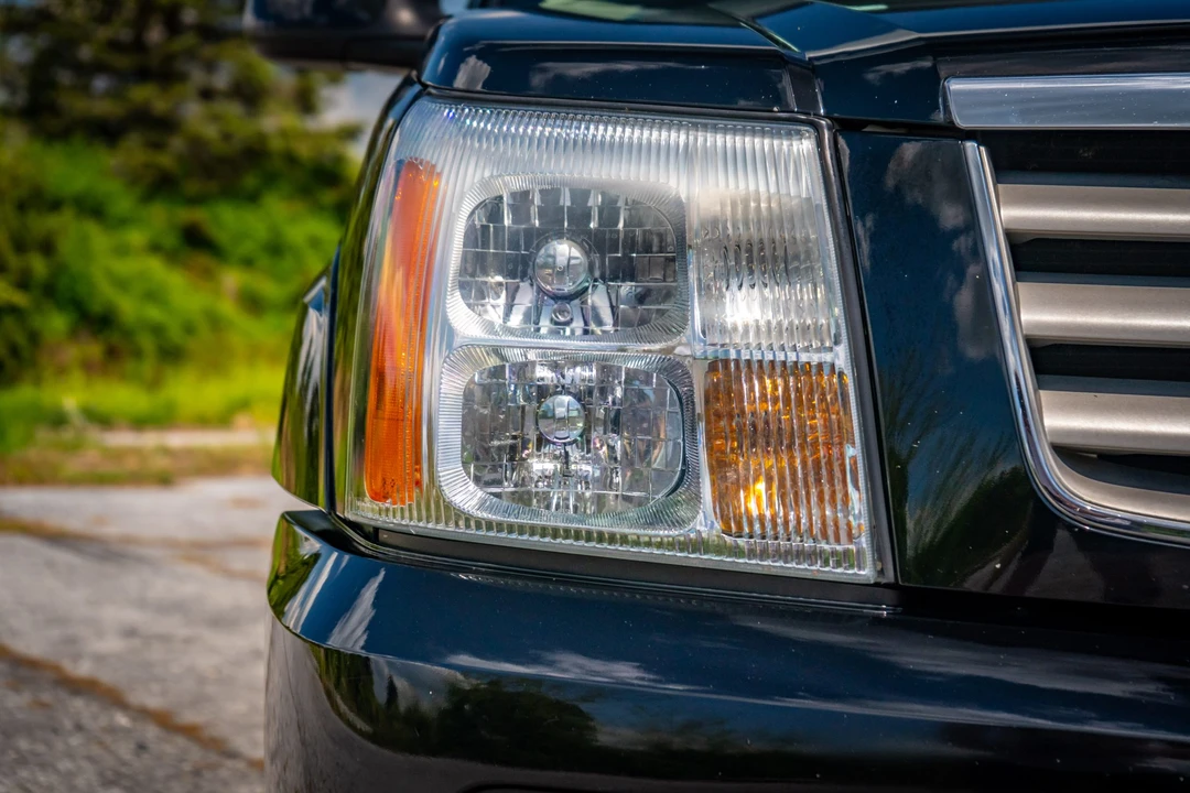 2004 Cadillac Escalade & EXT 2nd Gen - Image 31 of 31