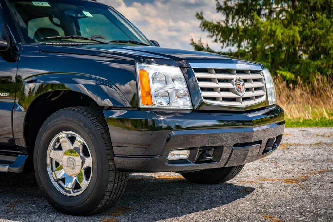 2004 Cadillac Escalade & EXT 2nd Gen - Image 29 of 31