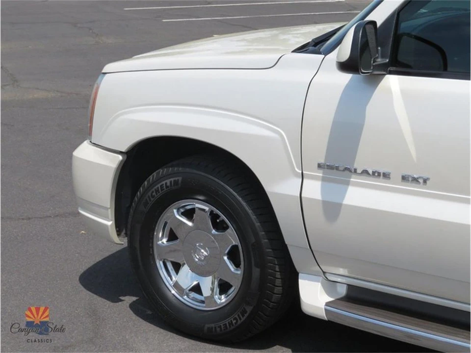 2004 Cadillac Escalade & EXT 2nd Gen - Image 12 of 31