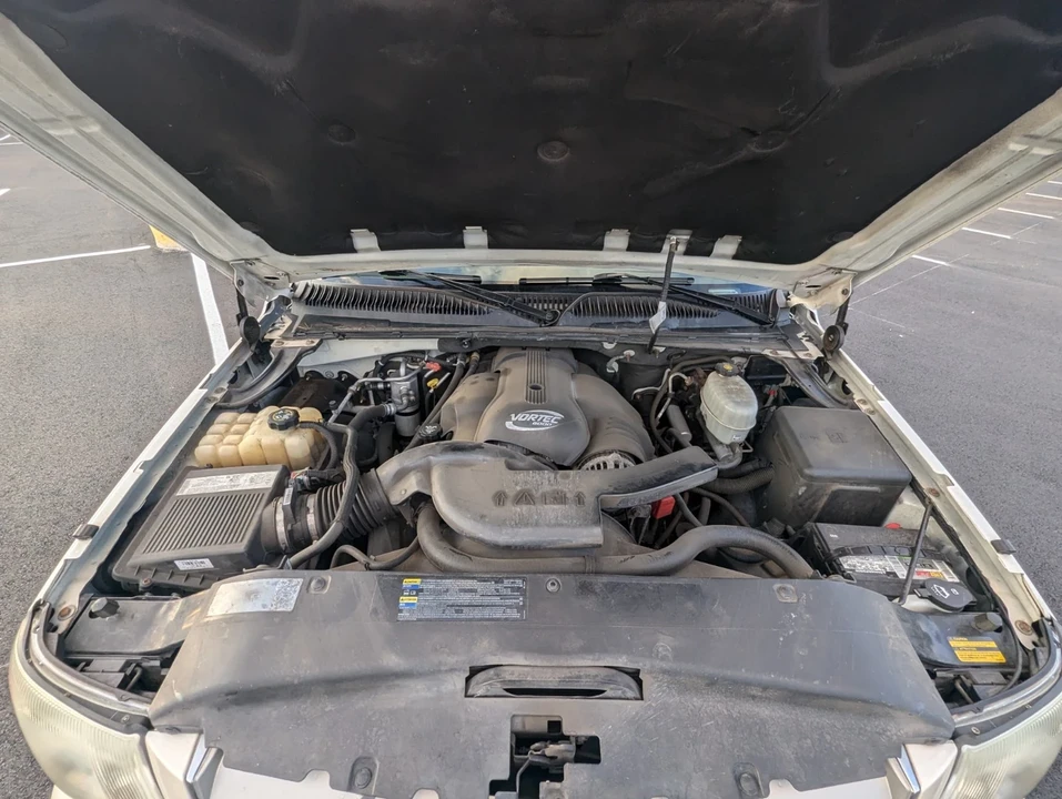 2004 Cadillac Escalade & EXT 2nd Gen - Image 20 of 20