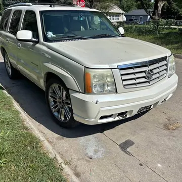 2004 Cadillac Escalade Cammed
