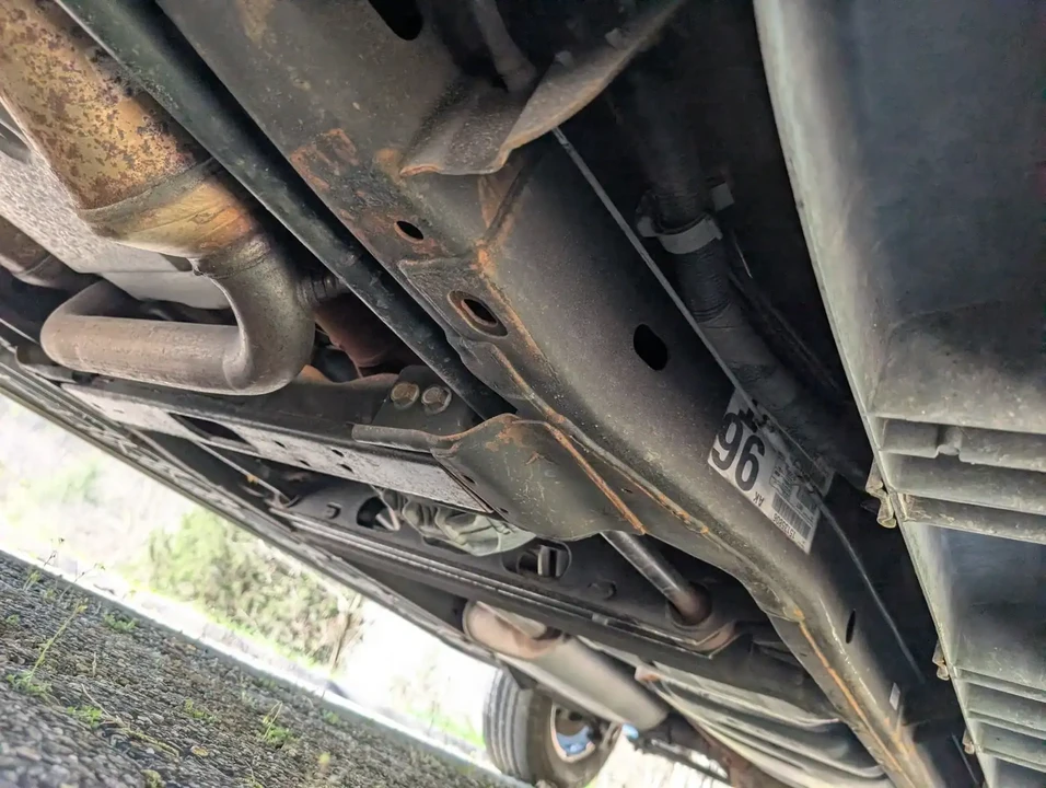 2004 Cadillac Escalade & EXT 2nd Gen - Image 12 of 14