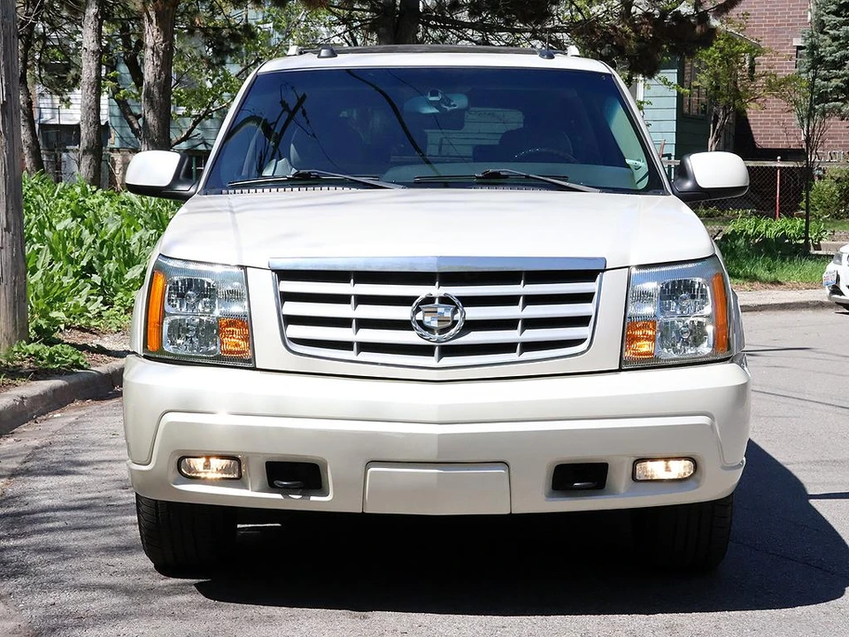 2004 Cadillac Escalade & EXT 2nd Gen - Image 8 of 31