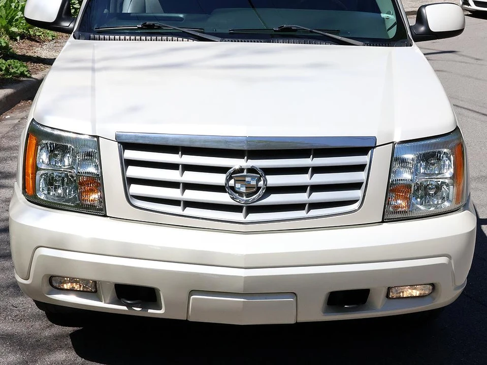 2004 Cadillac Escalade & EXT 2nd Gen - Image 26 of 31