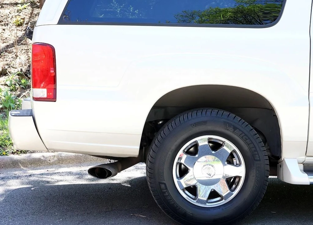 2004 Cadillac Escalade & EXT 2nd Gen - Image 12 of 31