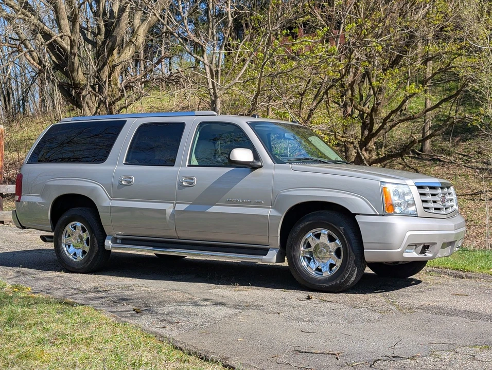2004 Cadillac Escalade & EXT 2nd Gen - Image 10 of 31