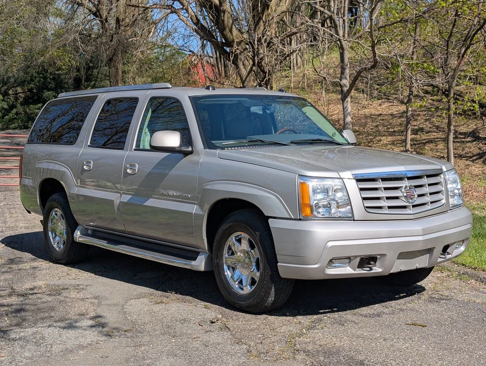 2004 Cadillac Escalade & EXT 2nd Gen - Image 7 of 31