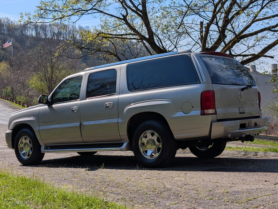 2004 Cadillac Escalade & EXT 2nd Gen - Image 30 of 31
