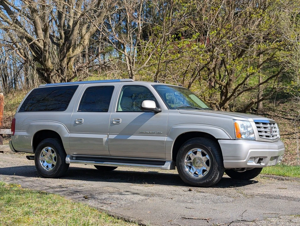 2004 Cadillac Escalade & EXT 2nd Gen - Image 9 of 31