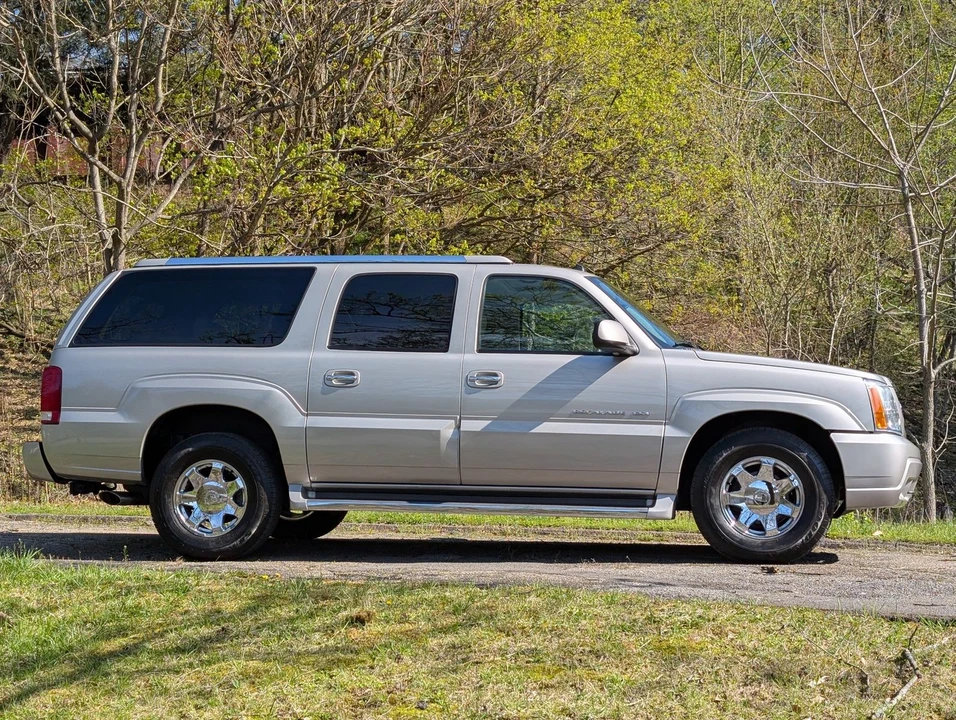 2004 Cadillac Escalade & EXT 2nd Gen - Image 13 of 31