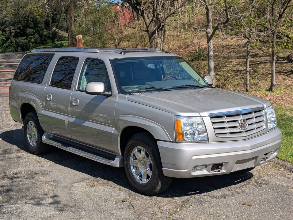 2004 Cadillac Escalade & EXT 2nd Gen - Image 8 of 31