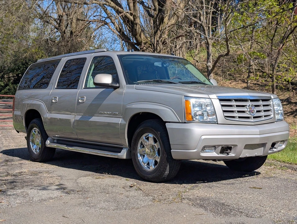 2004 Cadillac Escalade & EXT 2nd Gen - Image 6 of 31